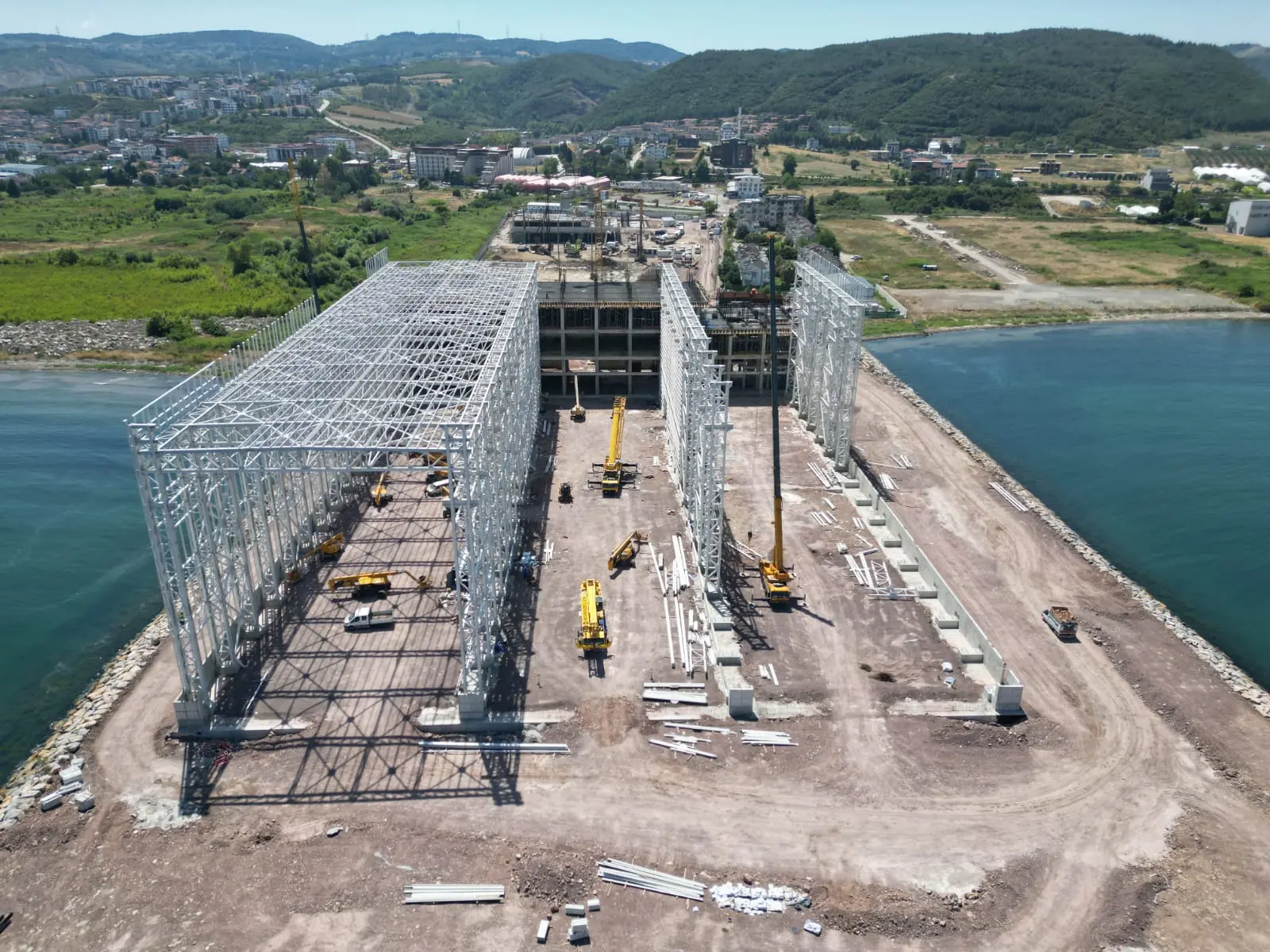 RMK Marine Yat Tersanesi Mega Hangar Çelik Konstrüksiyon İşleri